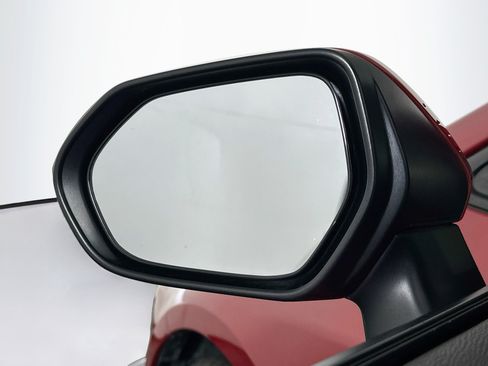 Used 2021 Toyota Corolla SE w/ Special Edition FWD image 16