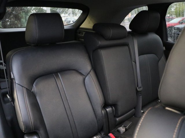 Certified 2026 MAZDA CX-70 3.3 Turbo w/ Preferred Package AWD/4WD image 9