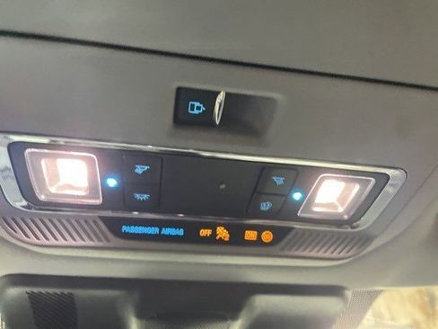 Used 2025 Ford F150 Lariat w/ Equipment Group 502A High image 12