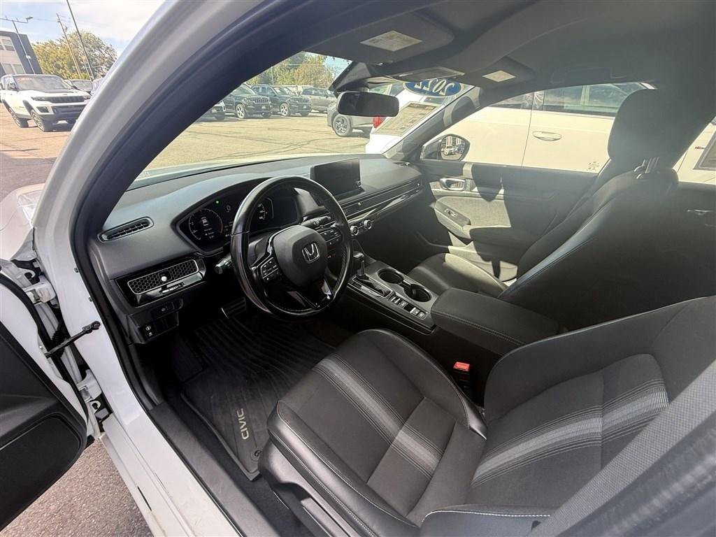 Used 2022 Honda Civic Sport image 11