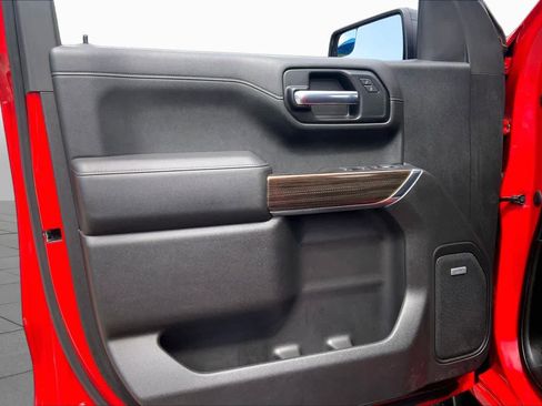 Used 2021 Chevrolet Silverado 1500 LT Trail Boss w/ Convenience Package II AWD/4WD image 21