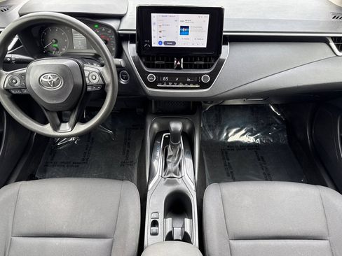 Used 2024 Toyota Corolla LE w/ LE Convenience Package FWD image 15