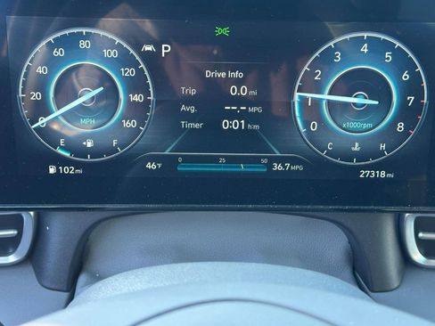 Used 2023 Hyundai Elantra SEL w/ Convenience Package image 21