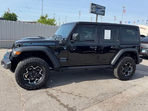 Used 2022 Jeep Wrangler Unlimited Rubicon 4xe w/ Cold Weather Group AWD/4WD image 3