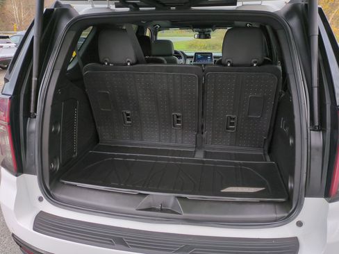 Used 2023 Chevrolet Tahoe Z71 w/ Luxury Package image 26