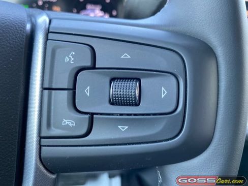 Used 2026 GMC Sierra 3500 SLE w/ SLE Value Package AWD/4WD image 18