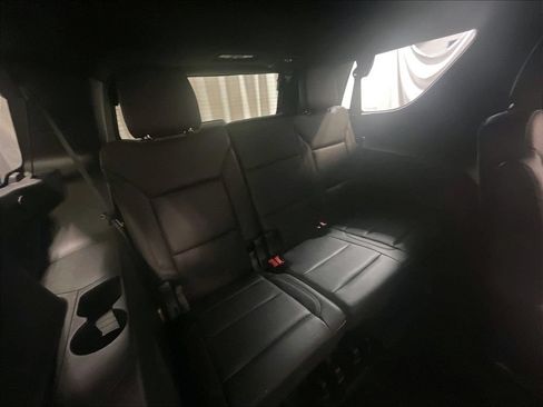 Used 2021 Chevrolet Tahoe Z71 AWD/4WD image 17