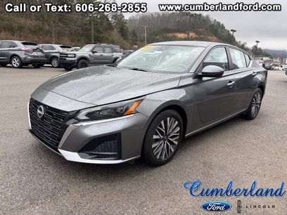 Used 2023 Nissan Altima 2.5 SV