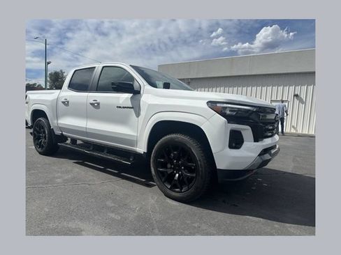 Used 2024 Chevrolet Colorado Z71 w/ LPO, Dark Essentials Package AWD/4WD image 1