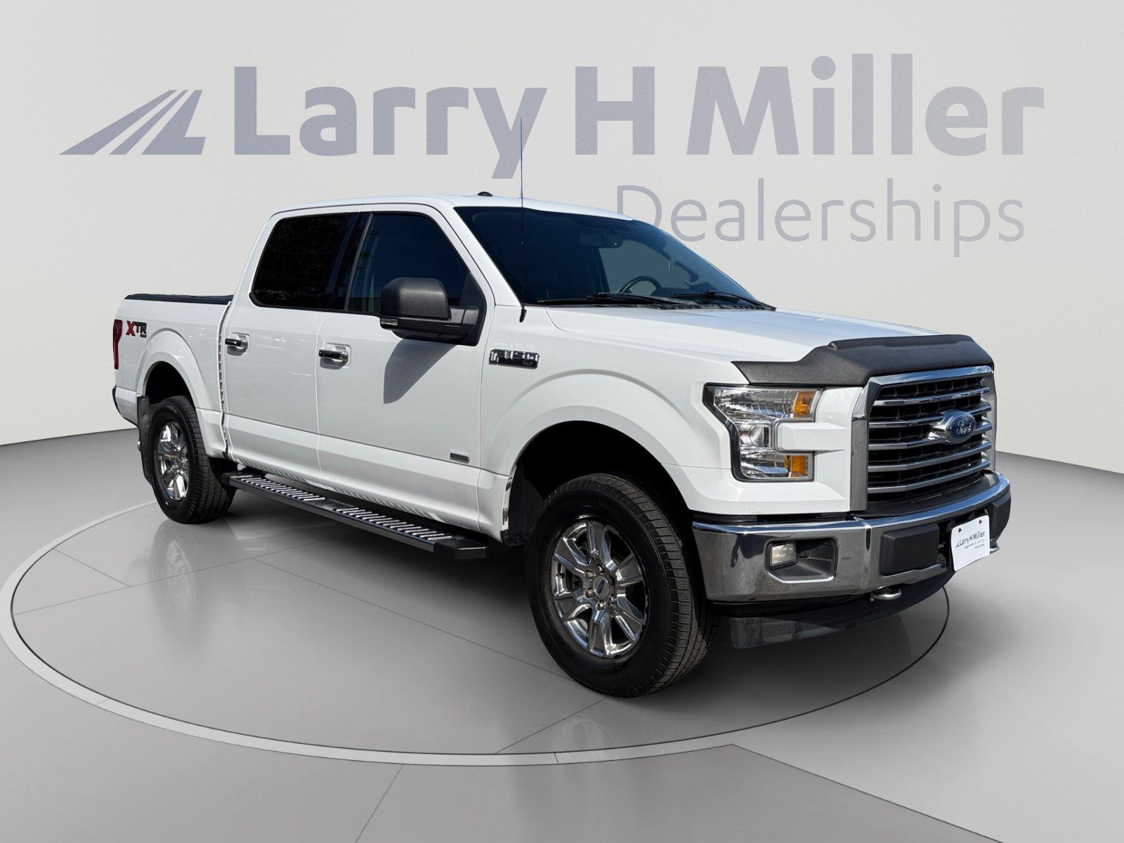 Used 2017 Ford F150 XLT w/ Equipment Group 301A Mid AWD/4WD image 7