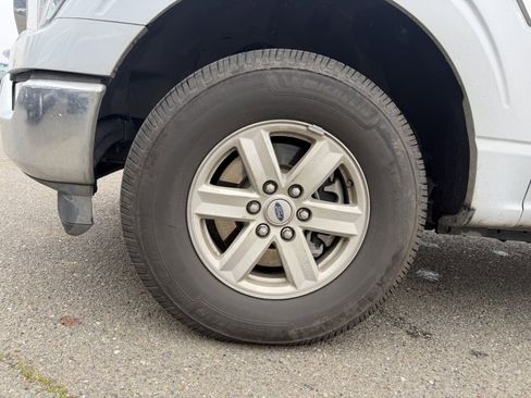 Certified 2022 Ford F150 XLT w/ Equipment Group 301A Mid image 9