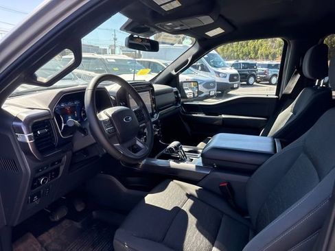 Used 2023 Ford F150 XLT w/ Equipment Group 302A High image 9
