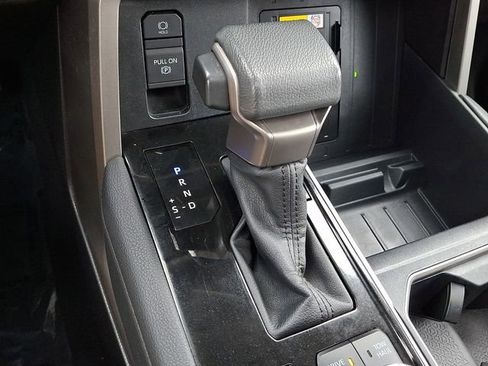Used 2022 Toyota Tundra Limited AWD/4WD image 15