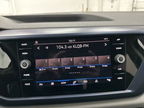 Used 2022 Volkswagen Taos SE image 14