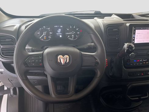 Used 2024 RAM ProMaster 2500 FWD image 11