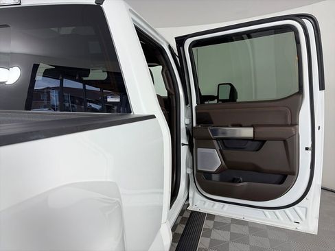 Used 2025 Ford F450 King Ranch w/ Chrome Package image 29