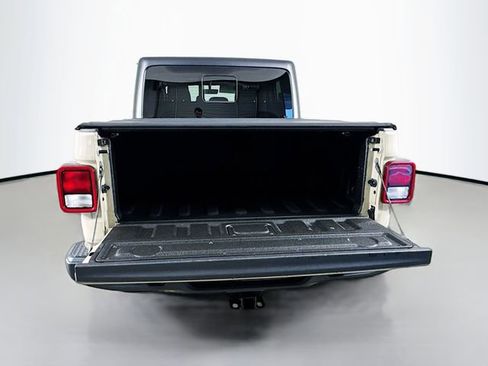 Used 2022 Jeep Gladiator Mojave w/ Cold Weather Group image 28