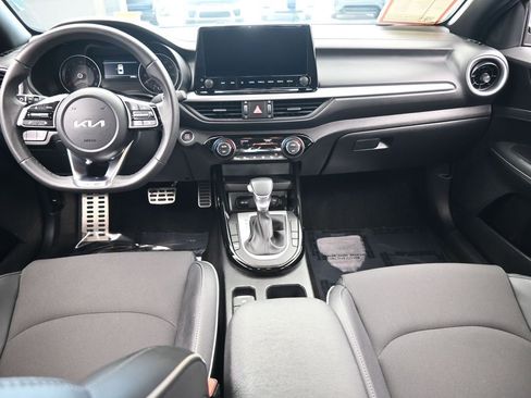 Used 2024 Kia Forte GT-Line image 37