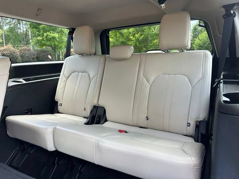 Used 2019 Ford Expedition Max Platinum AWD/4WD image 55