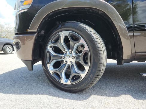 Used 2019 RAM 1500 Limited RWD image 34