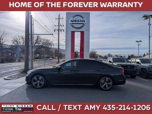 Used 2019 BMW 740i w/ Executive Package image 1