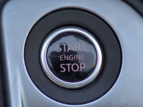 Certified 2022 Nissan Sentra SV image 26