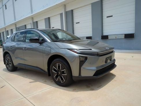 Used 2026 Toyota bZ AWD/4WD image 3