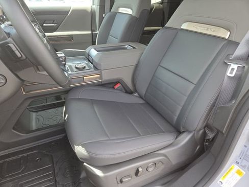 Used 2024 GMC Hummer EV 2X w/ LPO, Sport Package AWD/4WD image 35