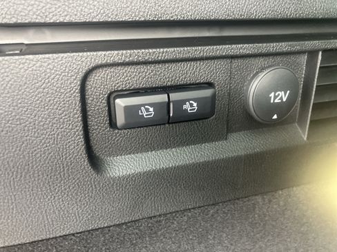 Used 2023 Lincoln Nautilus Reserve w/ Equipment Group 202A AWD/4WD image 14