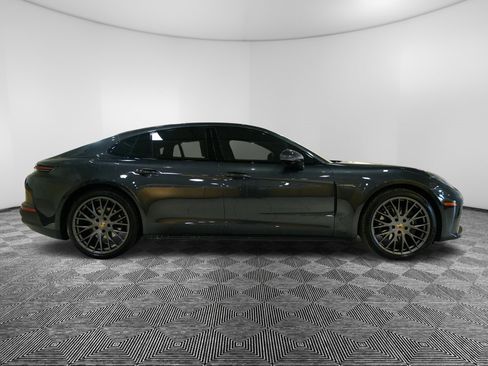 Used 2025 Porsche Panamera 4 image 6
