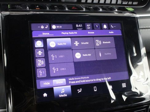 New 2025 Jeep Grand Cherokee Altitude image 33