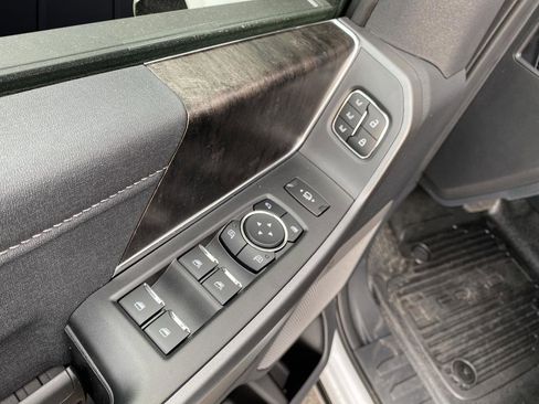 New 2026 Ford F250 Lariat w/ FX4 Off-Road Package image 38