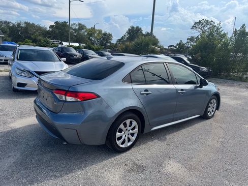 Used 2020 Toyota Corolla LE FWD image 6