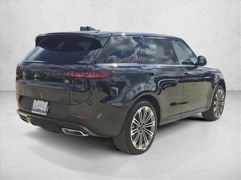 New 2026 Land Rover Range Rover Sport SE AWD/4WD image 2