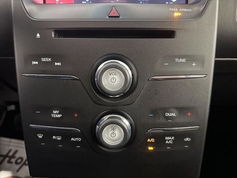 Used 2019 Ford Flex SEL image 37