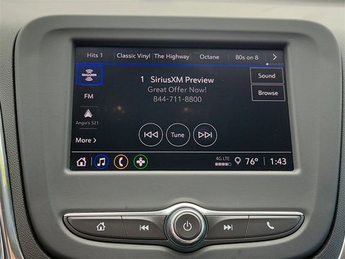 Used 2022 Chevrolet Equinox LS w/ LS Convenience Package image 24