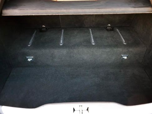 Used 2019 Ferrari GTC4Lusso T image 26