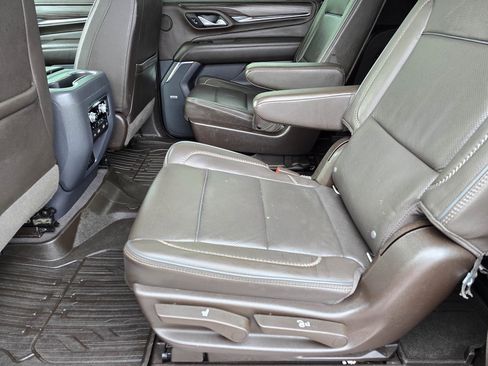 Used 2021 GMC Yukon XL Denali image 33