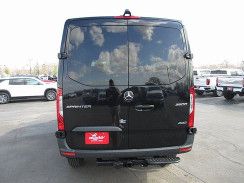 Used 2024 Mercedes-Benz Sprinter 144 Cargo image 7