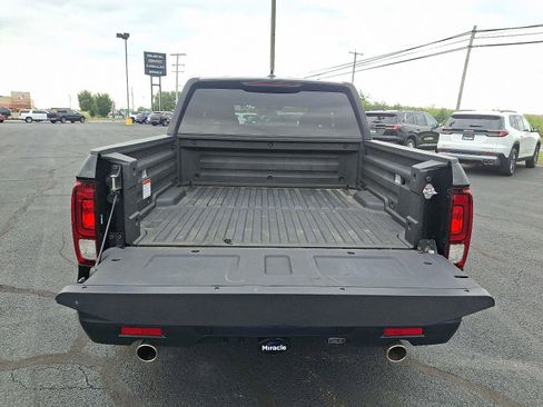 Used 2025 Honda Ridgeline Sport image 28