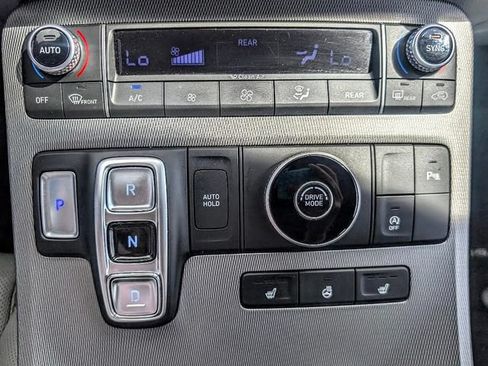 Used 2022 Hyundai Palisade SEL w/ Premium Package FWD image 24