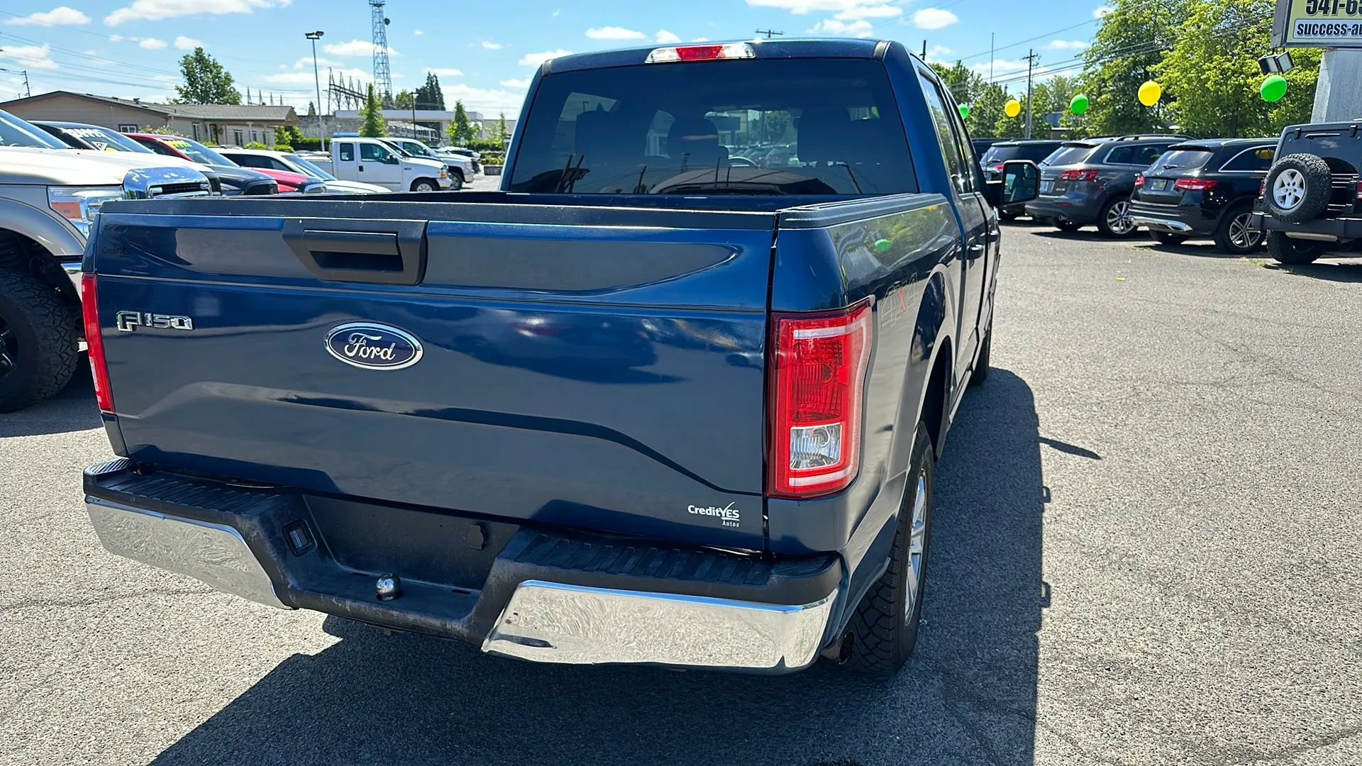 Used 2017 Ford F150 XLT AWD/4WD image 2