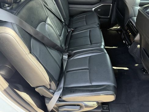 Used 2024 Jeep Wagoneer Series II w/ Flexible Seating Group image 50