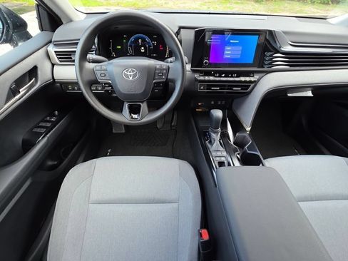 Used 2026 Toyota Camry LE FWD image 6