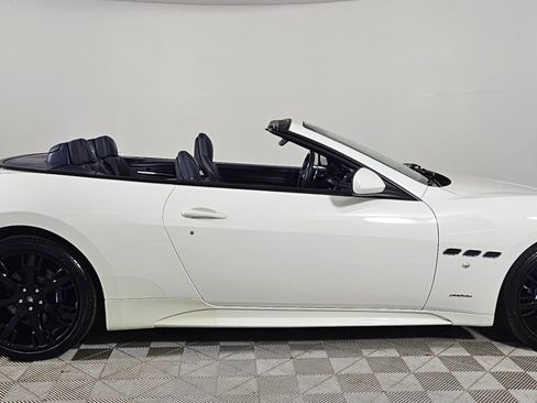 Used 2016 Maserati GranTurismo Sport image 15