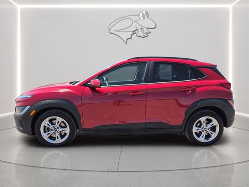 Used 2023 Hyundai Kona SEL w/ Cargo Package AWD/4WD image 2