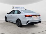 Used 2022 Kia Forte LXS image 3