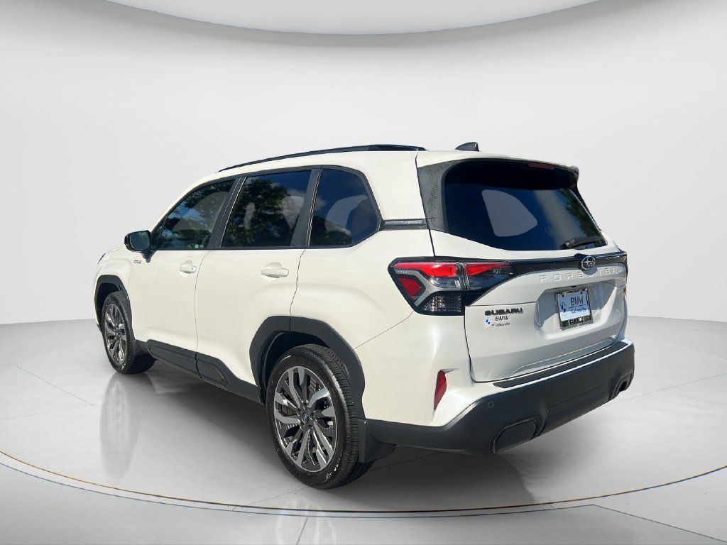 Used 2025 Subaru Forester Touring w/ Touring Package AWD/4WD image 7