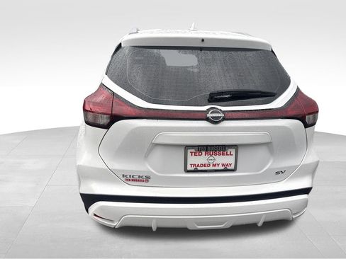 Used 2024 Nissan Kicks SV image 9