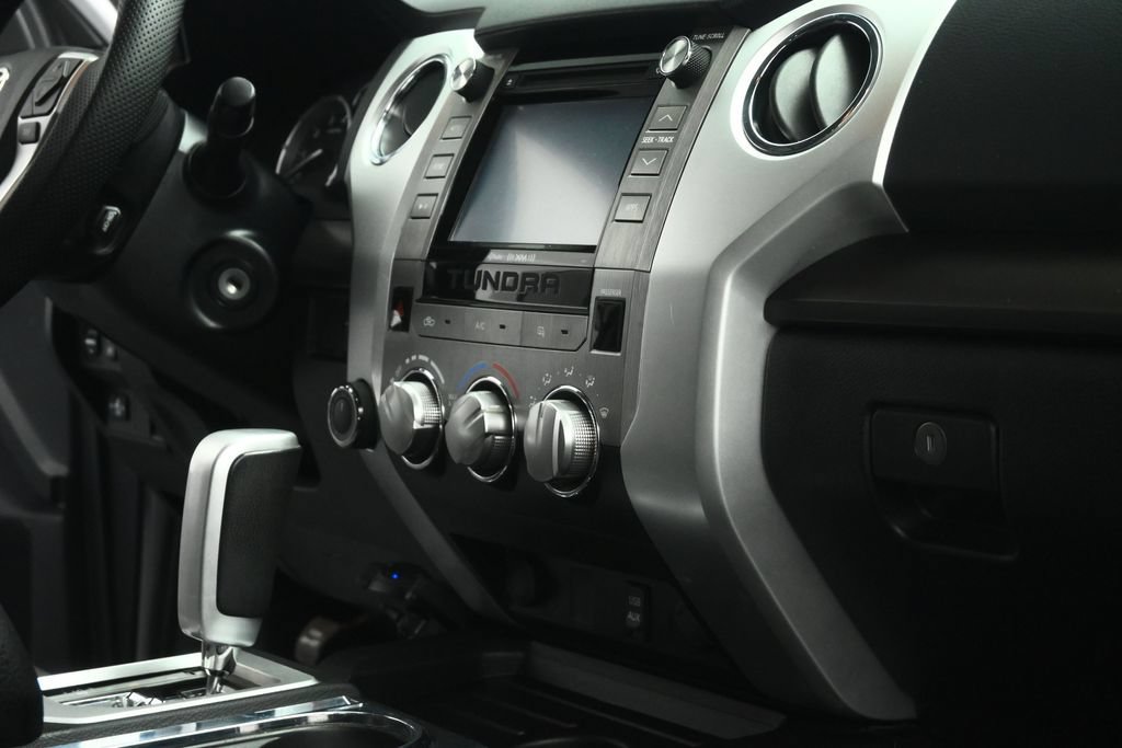 Used 2014 Toyota Tundra SR5 w/ SR5 Upgrade Package AWD/4WD image 54